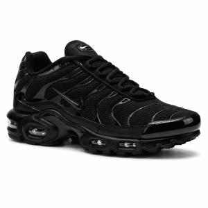 Nike Air Max Plus TN "Triple Black"
